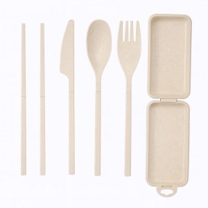 ست 4 تکه پلاستیکی سفری (قاشق، چنگال، چاقو و چاپستیک)