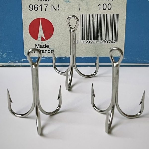قلاب سه‌شاخ ماهیگیری VMC 9617 NI – سایز 1 بسته 25 عددی